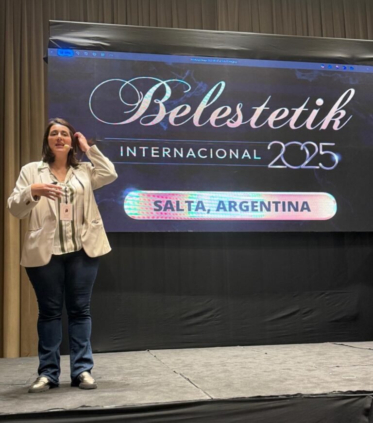 Verónica Bianco como oradora en Belestetick 2025